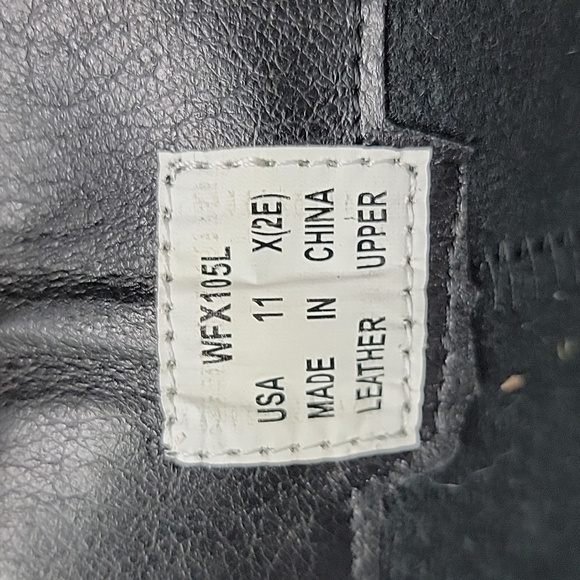 Boots - Picture 12 of 12